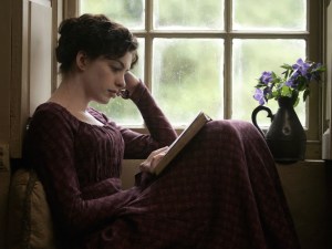 anne-hathaway-in-becoming-jane